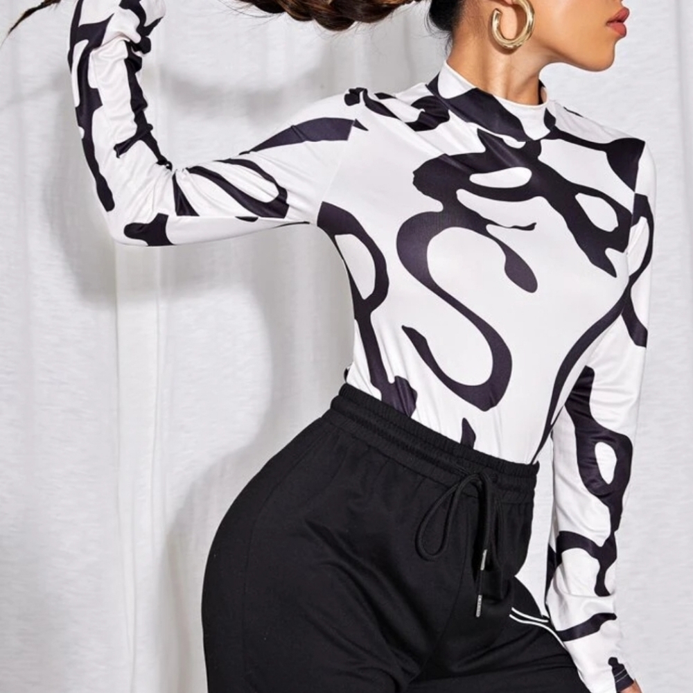 Black And White Print Top